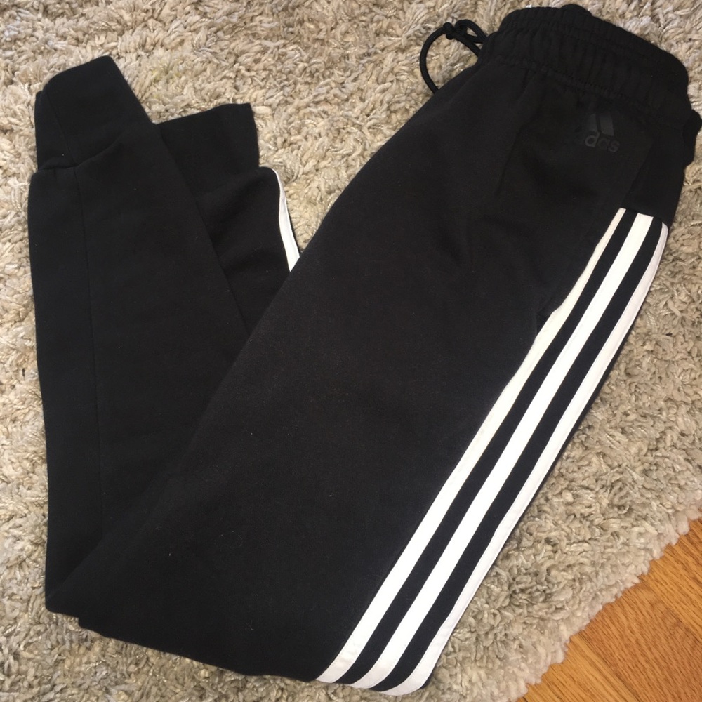 NWOT adidas sweats/joggers
